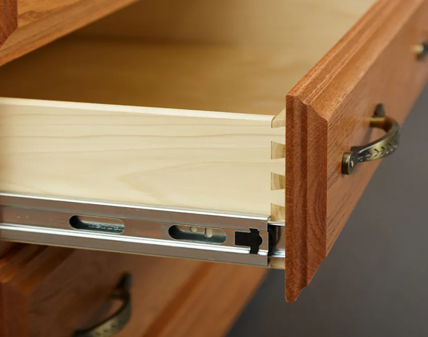 Dovetail drawers