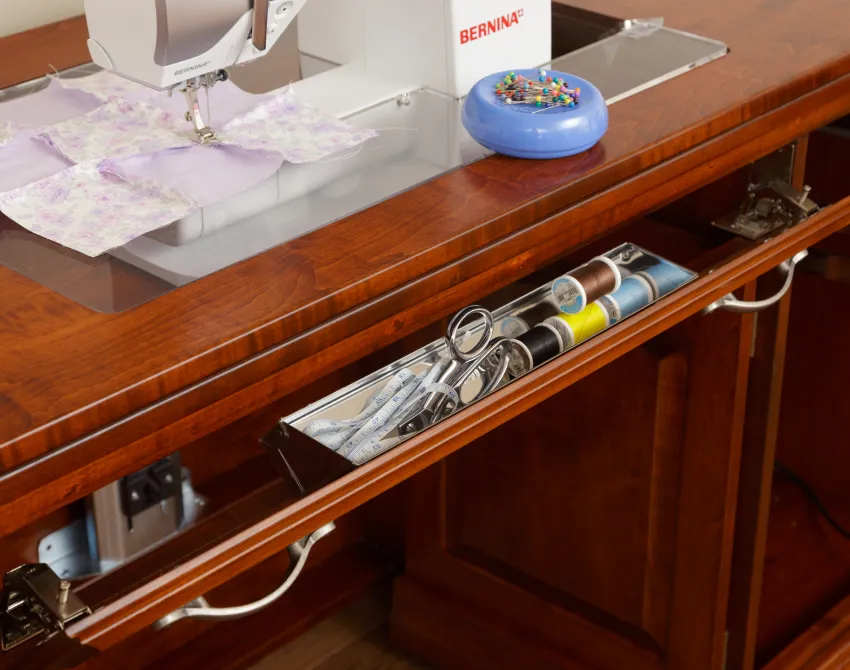 Tip out tray